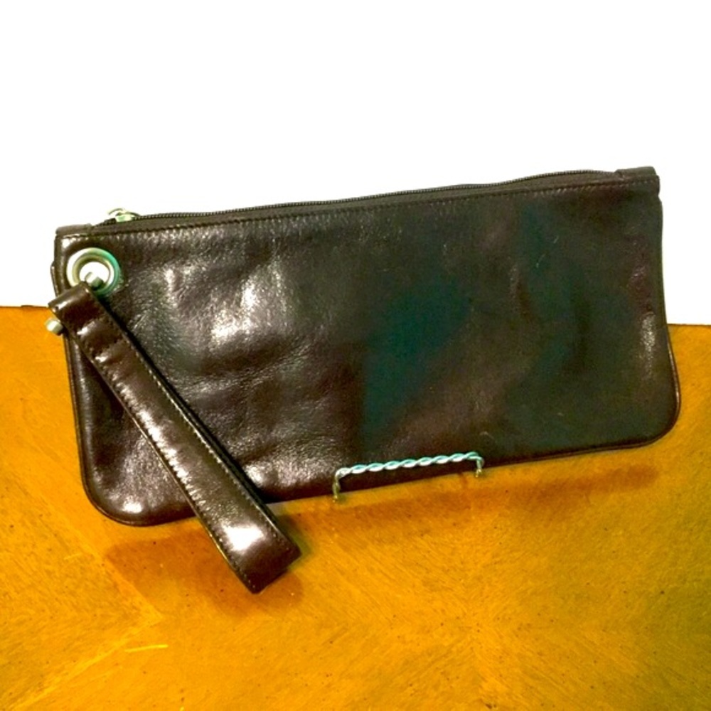 HOBO Zoe Chocolate Brown Leather Wristlet